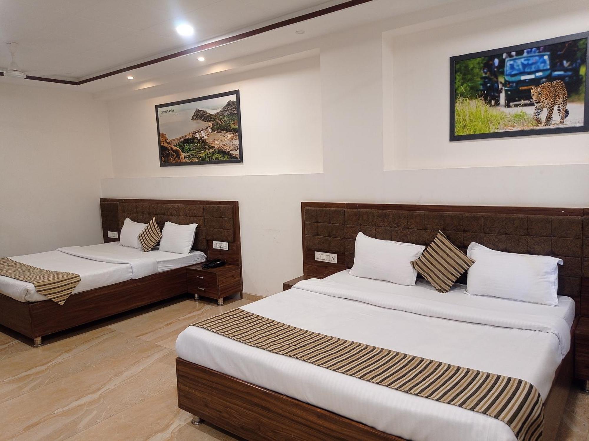Sheoganj Sun Stone Hotel & Club - Jawai מראה חיצוני תמונה